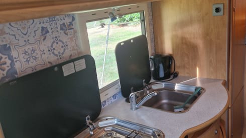 Nice spacious Fiat Ducato 2.8Tdi with all amenities 