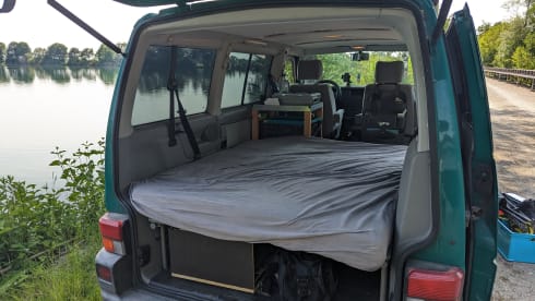 VW T4 Multivan for flexible use