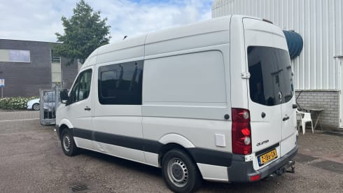 Lola – 2p Volkswagen bus uit 2015