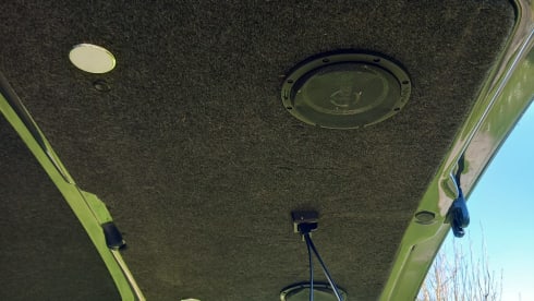 The Incredible Chris – 6 seater VW Campervan, Fully converted, 60,000 milage