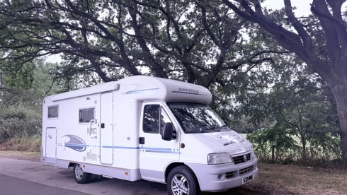 Coral  – 4 berth Fiat semi-integrated from 2006