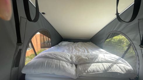 Frida  – Dreamer 55UP large campervan