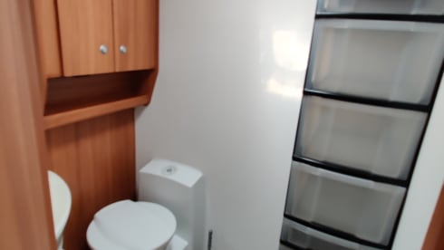 Complete 4-5-6 pers. familiecamper met airco