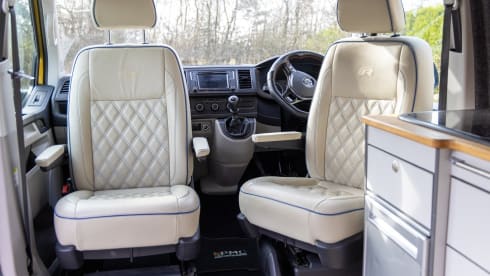 Goldbug – Stunning Luxury VW - Sleeps 4 with awning