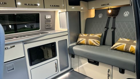 Indie – 4 berth Volkswagen high spec campervan Leeds