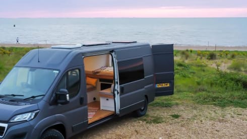 Zink outdoors  – 3 berth quirky camper 