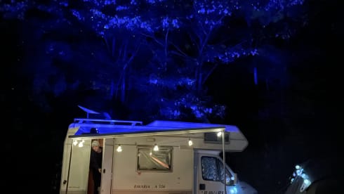 Bessy – Beautiful Hippie Camper Frankia Bavaria Fiat Ducato 2.5 TDI 