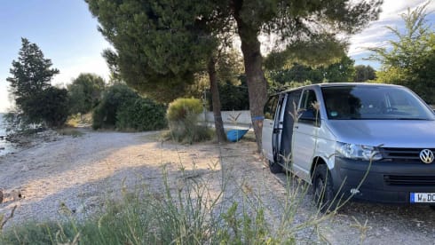 Nova – Simply experience. Learn to love camping with our VW t5.