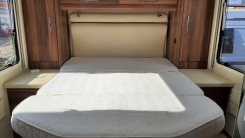 Camper 4p Roller Team semi-integrated from 2013
