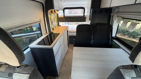 Fiat Ducato 2 or 4 pers. Buscamper - Off grid - Bench air conditioning - Underfloor heating