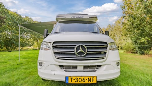 4p Hymer semi-integrated from 2022