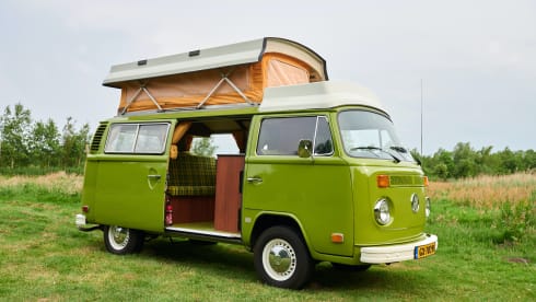 Bus California  – Volkswagen T2b, 1978