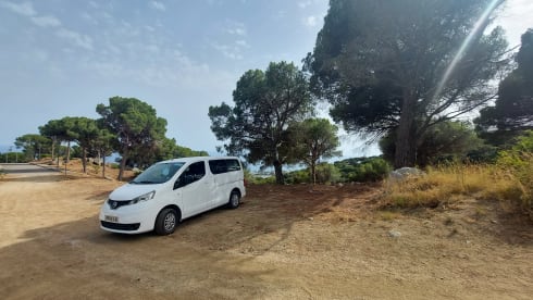 Bella – modern super cosy Left HD. - insurance included in price!