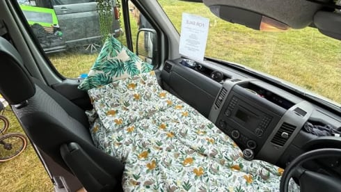 Jean Claude – 2+ berth Volkswagen Crafter