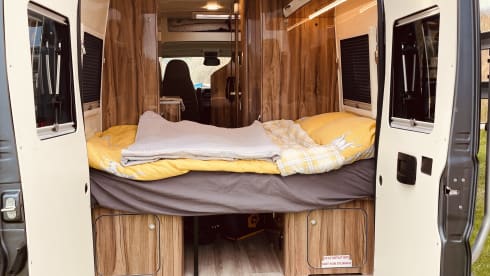 Coopers Camper – Autobus Peugeot a 4 posti letto dal 2022