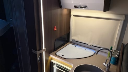 5 berth Roller Team alcove from 2018