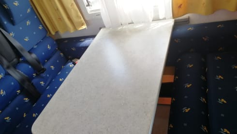 Rodrigue – Comfortable Challenger - 3 double beds