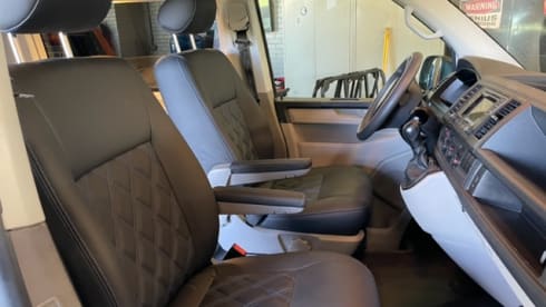 Aloha Beach Camper Aqua VW T6 California