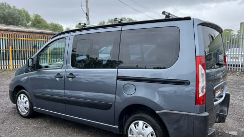 tepee – 4 berth Peugeot campervan from 2015