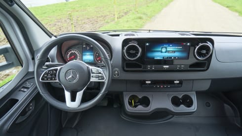 Pepper 4 Mercedes Benz – Super-luxury Mercedes Benz - Weinsberg Pepper, Automatic/Air Conditioning etc.