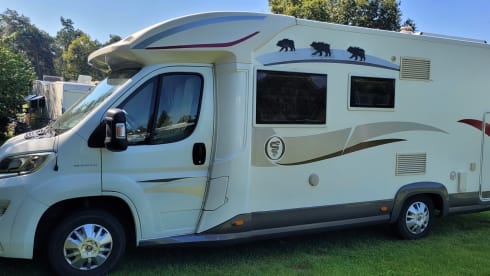 Mijn trots – Spacious 4 person Fiat Ducato Elnagh de luxe semi-integral built in 2016