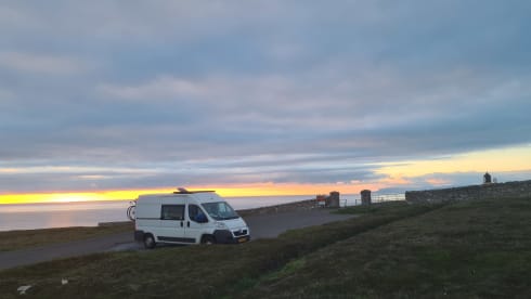 Bonnie – Cozy camper, your house on wheels! Perfect for wild camping.