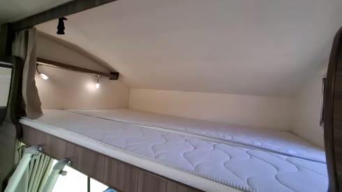 7 berth Rimor evo 2020 7 belts