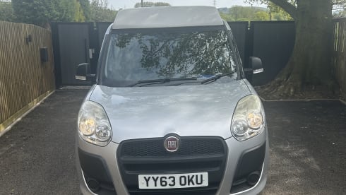 Mini moo – 2014 Fiat doblo 3 birth campervan