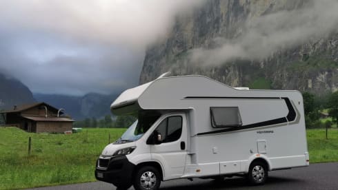 Weinsberg Familien-Mobil 6x Sitz & Schlaf, Klimaanlage, Gefrierfach