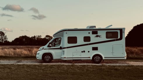 Warren – 4 berth Laika L319 - luxury motorhome - Pet Friendly