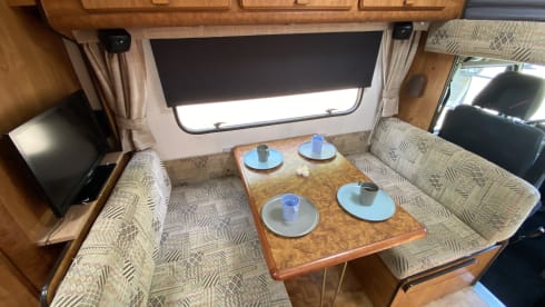 4p Citroën alcove from 1990