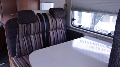 4p Bürstner ixeo 664 half integraal 2013 /airco/cruisecontrol/Hefbed