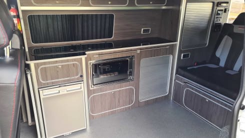 Wallace – High Spec 4 berth VW T6 Camper in Derbyshire