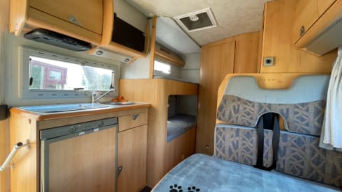 Fiat 6 sleeping places, 2006, air conditioning, fixed beds, bicycle rack