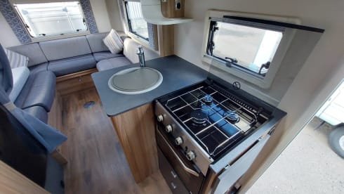 Taylor (Swift)  – Make Marvellous Motorhome Memories 
