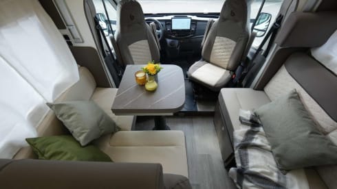 4p Ford semi-integrated from 2025