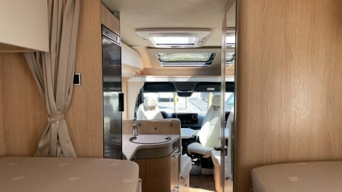 2p Hymer semi-integrated from 2021