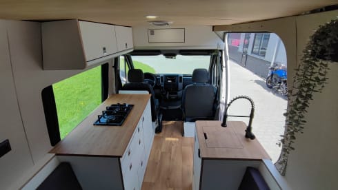 Unique, compact and modern bus camper (self-sufficient)