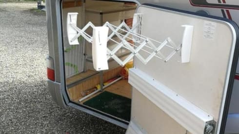 2p Hymer semi-integrated from 2007