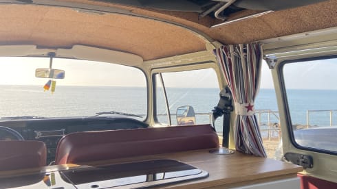 Daisy – Iconic Blue 1970s VW Camper