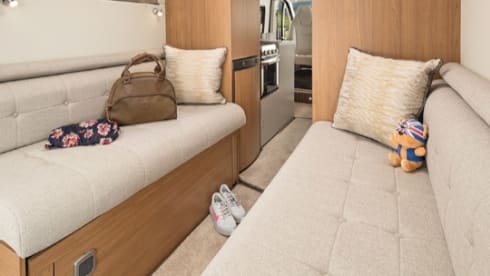 Family Friendly 4 berth T 669 (Preston)