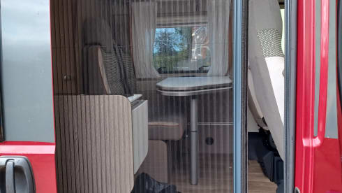 Amazone – Charming 2 person Citroen Jumper Bus camper