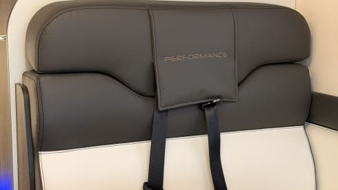 Superdeluxe Motorhome Automaat met krachtige motor