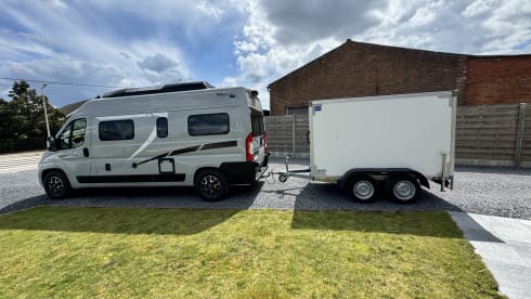 Willy – Cozy camper van to go on an adventure with!