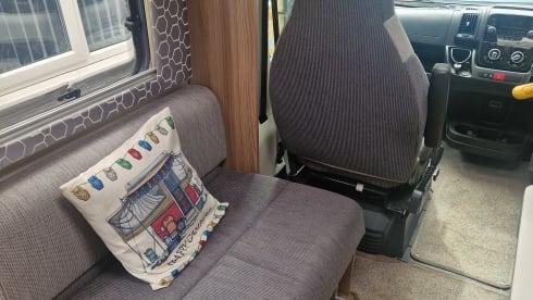 Colette – 4 berth Swift 664 escape from 2018