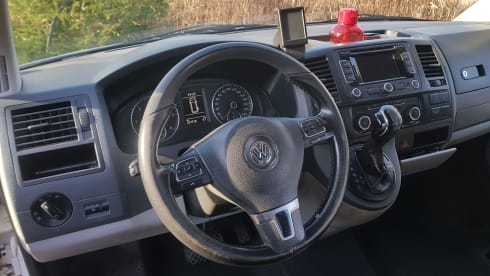 Kever – Our beautiful white VW camper