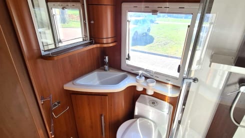 Cas Camper – 5p Alcove Family Camper