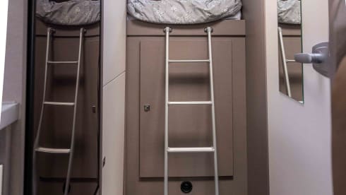 A7300DB – Etrusco 6 berth 5 seatbelts 2021. Automatic. 5G Internet. TV. Solar Panels.
