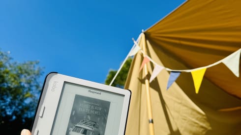 Camp en jo – 4p Peugeot bus uit 2025