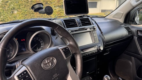 Toyota Landcruiser  – 4p Toyota landcruiser daktent uit 2016